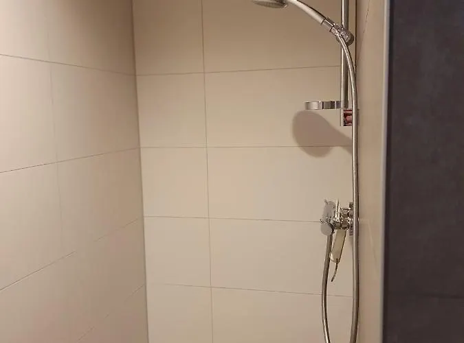 Benb Zuidoord Oda ve Kahvaltı 3*